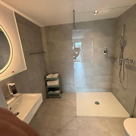 Brera Meckenbeuren-friedrichshafen 3*